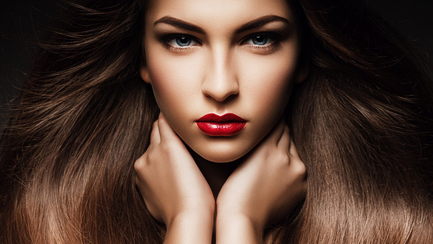 PERFECT RED LIPSTICK FOR WOMAN